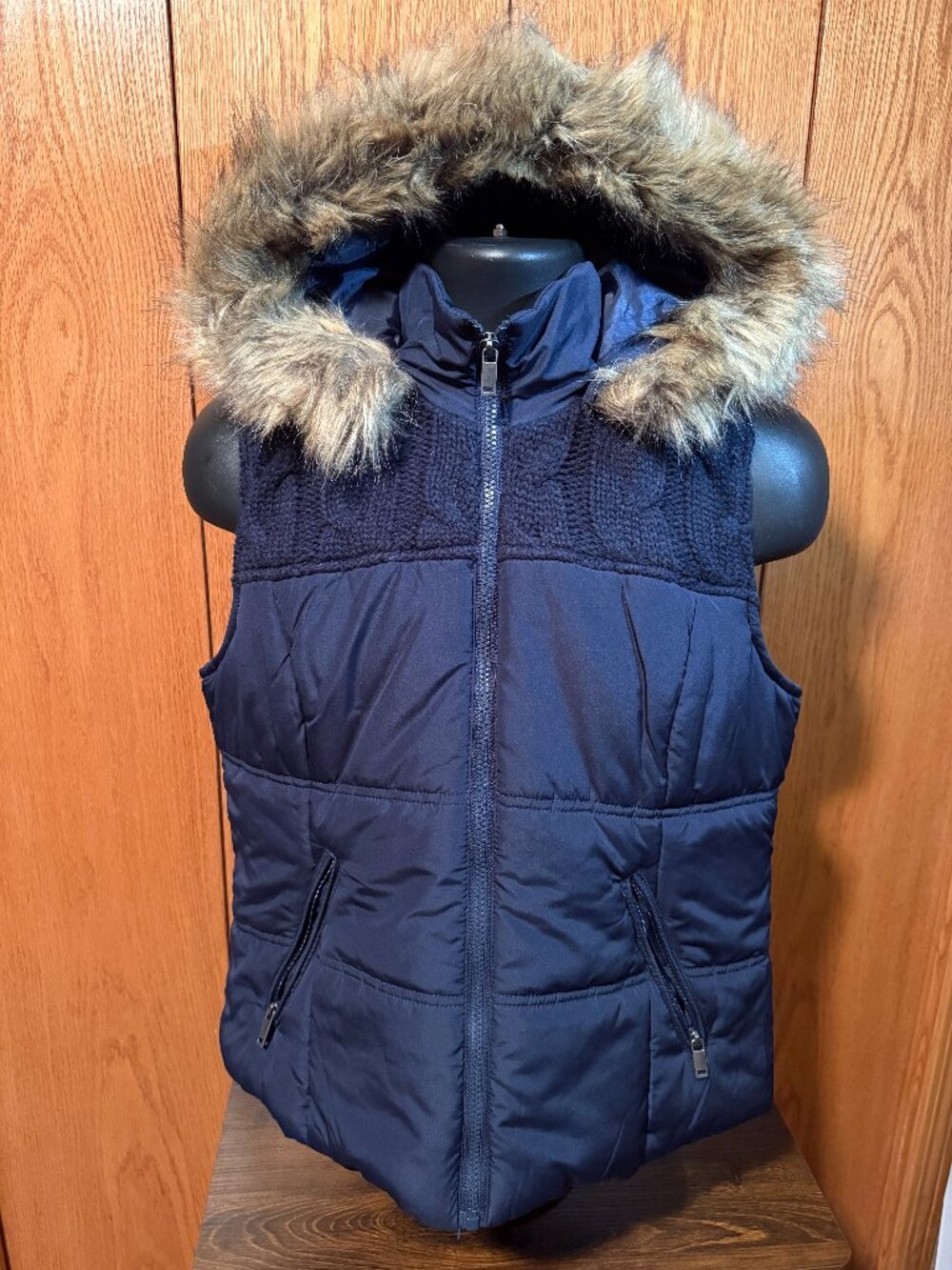 Maurices Navy Blue Puffer Vest with Detachable Fur Hood Size XL